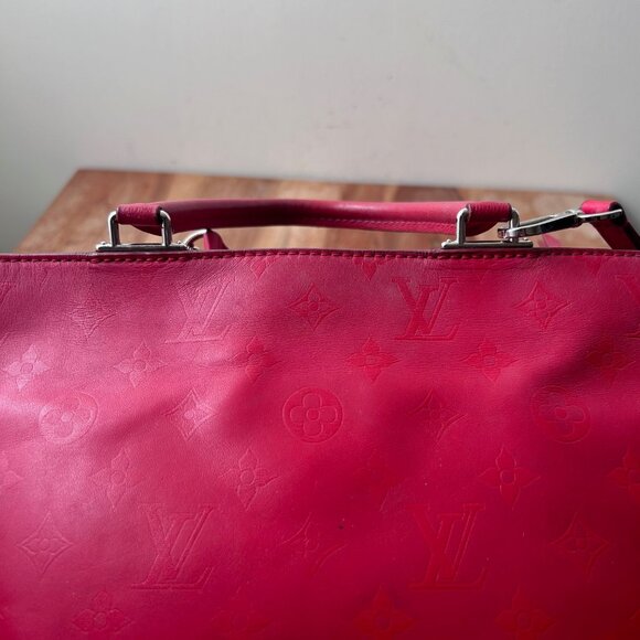 Louis Vuitton Leather Very Tote w/Strap Red - Picture 15 of 16